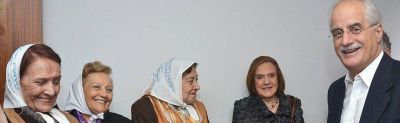 Mujeres y campa�a