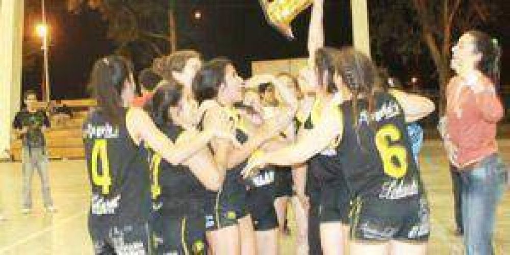 Handbol: Piran� y 2 de Abril fueron los primeros campeones
