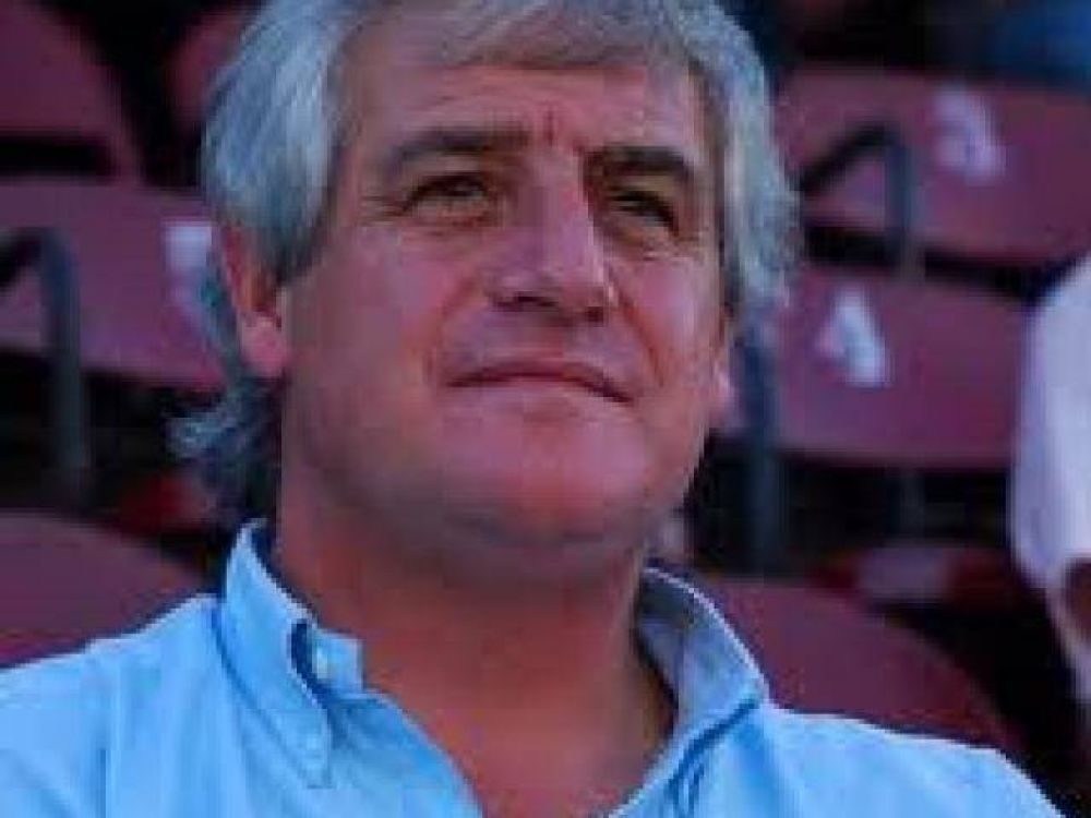 Rivoira nuevo DT de Almirante Brown