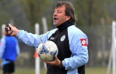 Zielinski busca el reemplazante en Belgrano
