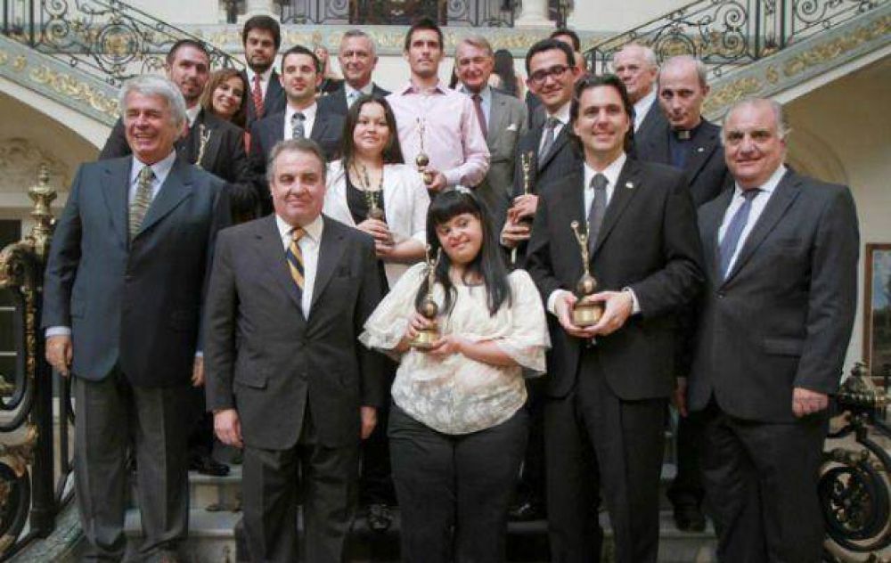 La Bolsa cordobesa invita a postular j�venes sobresalientes