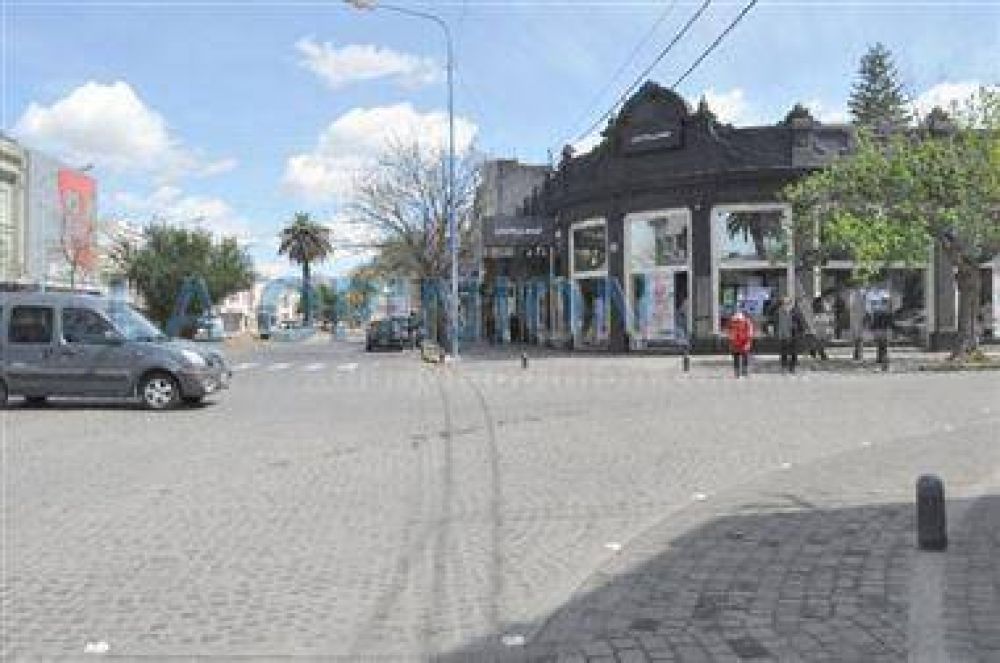 El 90% del comercio no abri� sus puertas