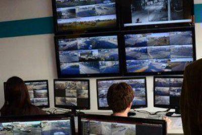 Invitan a fiscales y a concejales de la oposici�n al Centro de Monitoreo