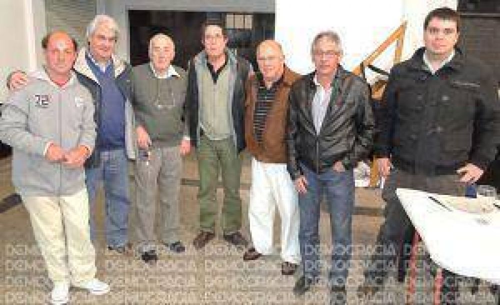 Los jubilados mercantiles festejaron su d�a en un concurrido almuerzo