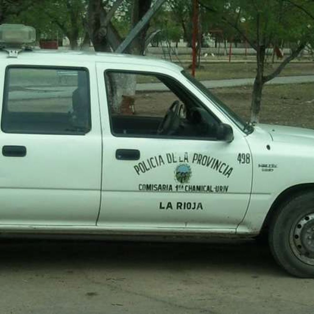Polic�as a las pi�as en bailable porque no dejaron pasar a hija de uno de ellos