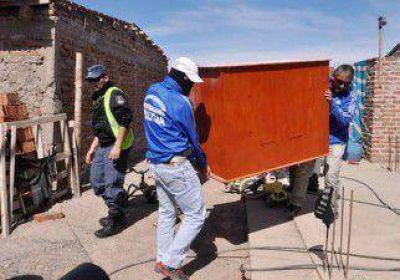 Al fletero le llam� la atenci�n el peso del mueble 