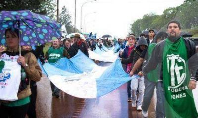 Marcha d�a 2: el NO a las Represas camina Misiones