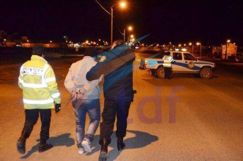 M�s de diez kilos de marihuana en operativos antidrogas en la madrugada 