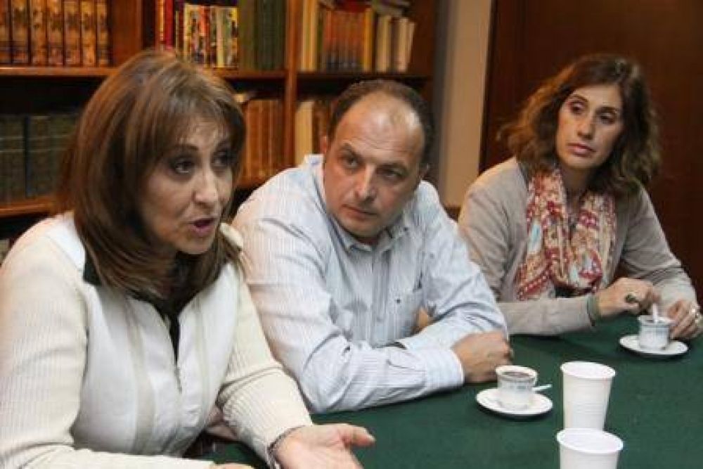 Mirta Tundis: "Massa propone lo que piden los ciudadanos"