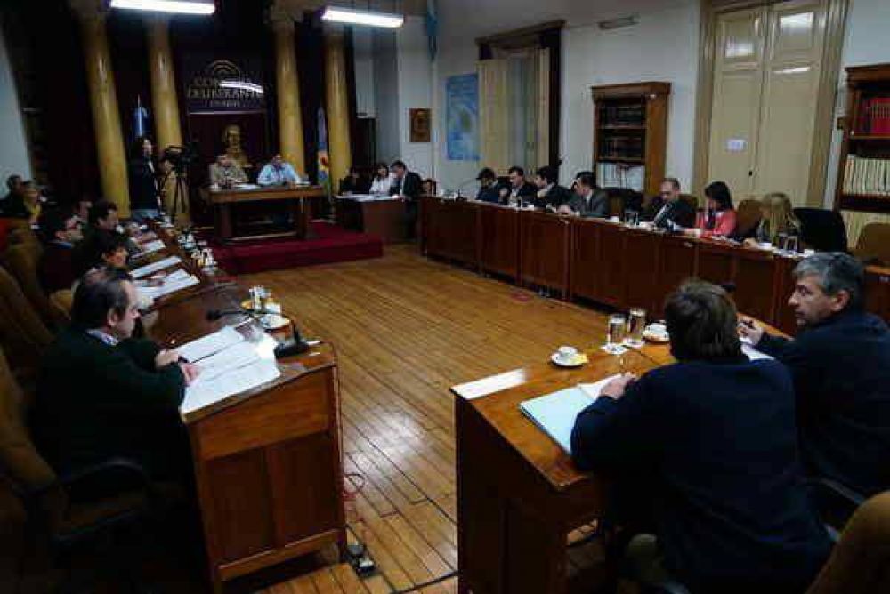 VOLVI� A SESIONAR EL CONCEJO Y FUERON ABORDADOS DIVERSOS TEMAS VINCULADOS CON EL QUEHACER LOCAL