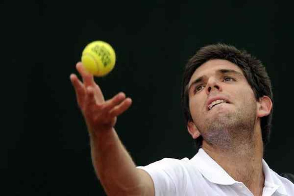 DELBONIS COMENZ� BIEN SU GIRA POR ASIA