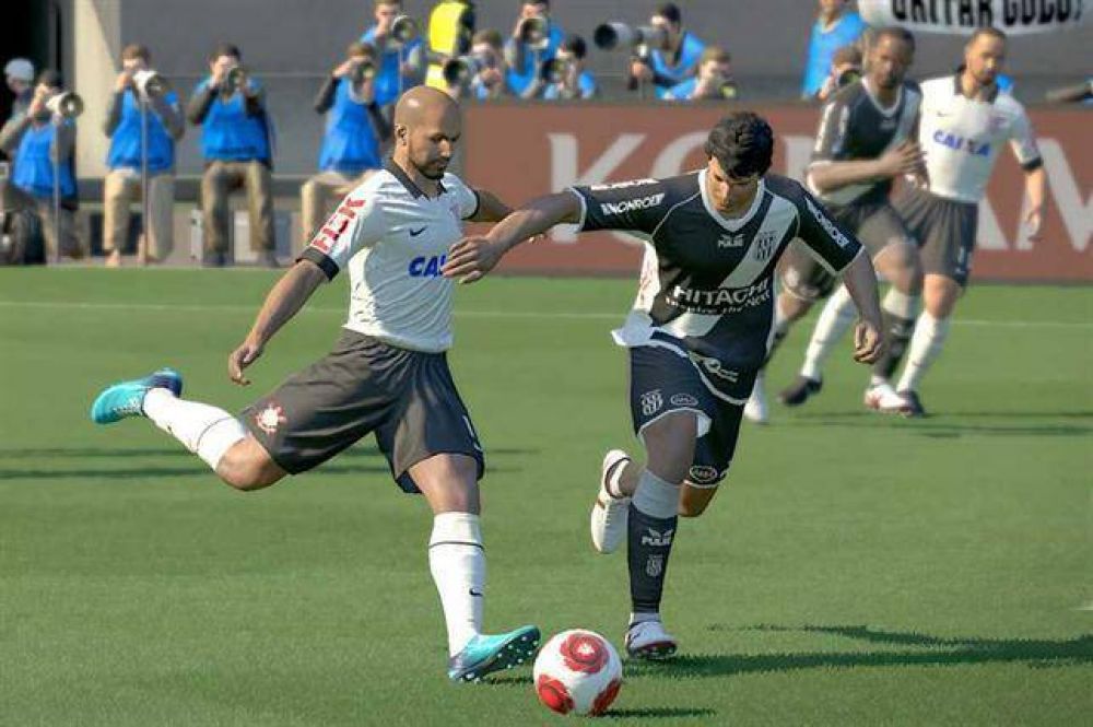 El FIFA 14 y el PES 2014 salen a la venta en la Argentina