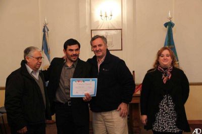 Se entregaron 95 diplomas a los alumnos del Taller de oficios Municipal