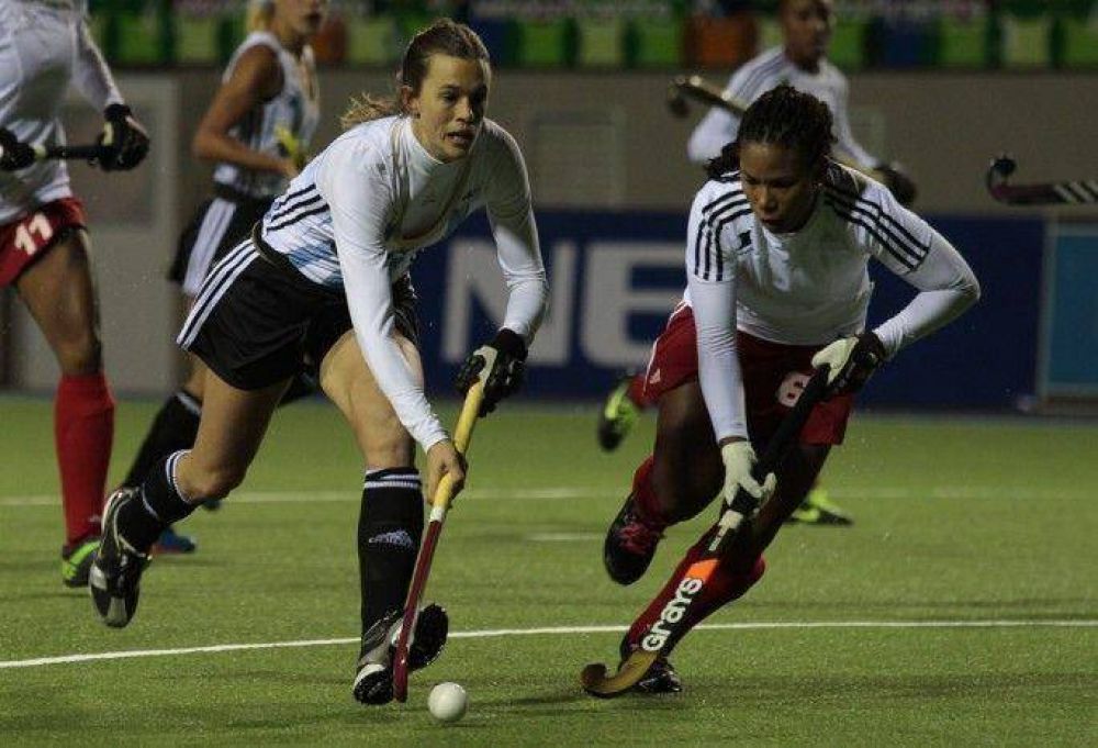 Un gol cada tres minutos: Las Leonas ganaron 22 a 0