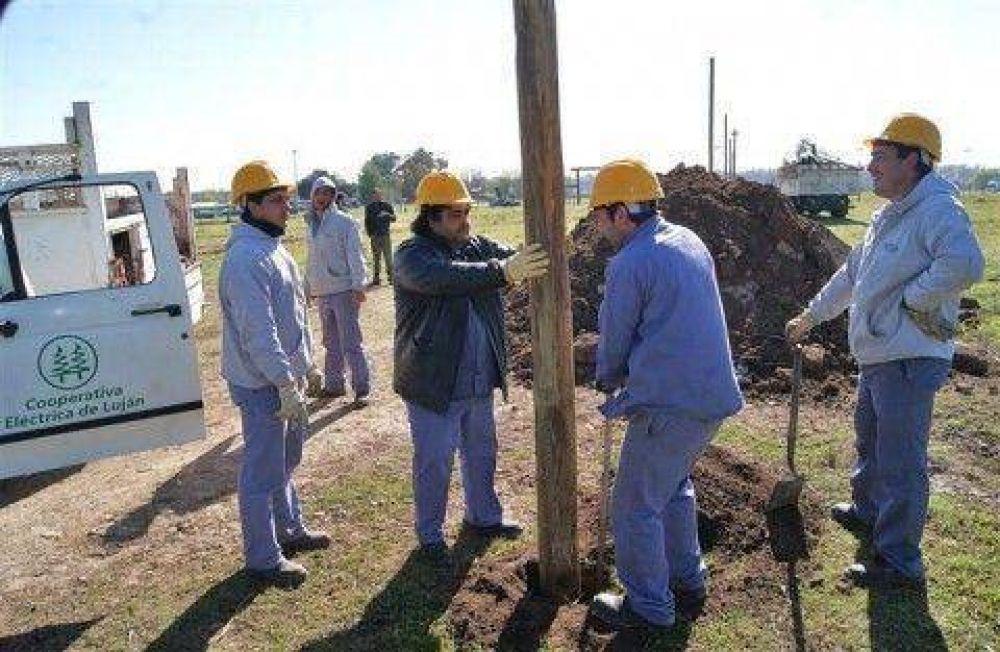 Trabajan para poner en condiciones el predio