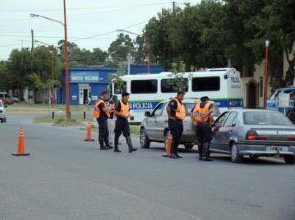 Transitaba en moto con un arma de guerra
