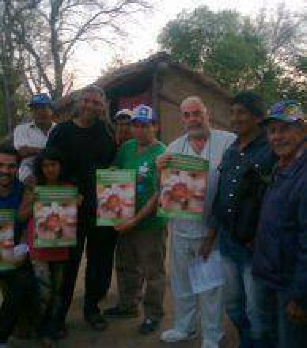 Recolecci�n de papel y tapitas 