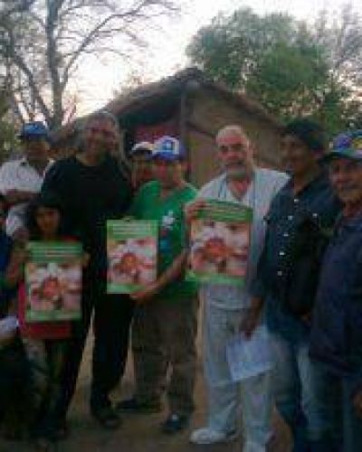 Recolecci�n de papel y tapitas 