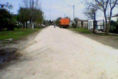 Obras y Servicios Urbanos realiza trabajos de mantenimiento de calles