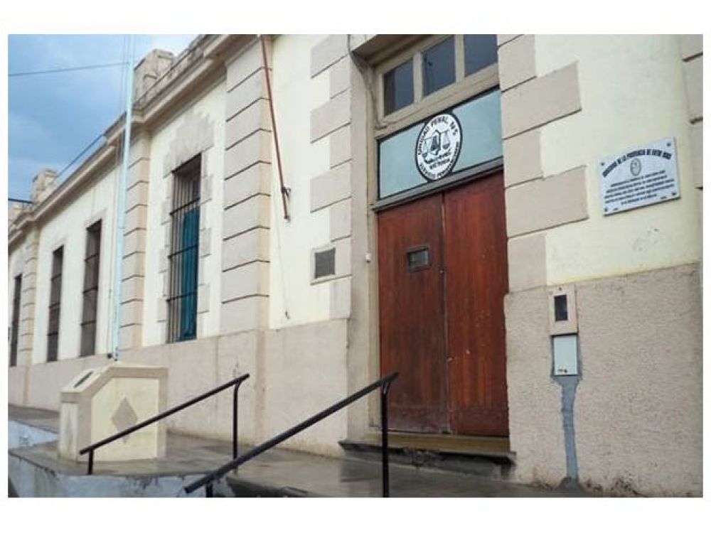 Condenado por violar a una de sus hijas intent� abusar de la otra en visita familiar