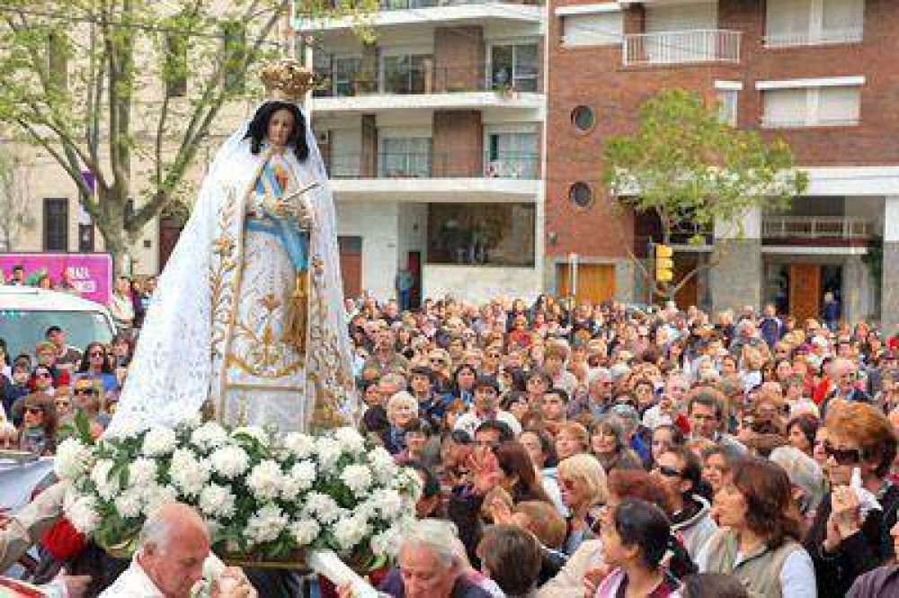 Cientos de fieles renovaron su devoci�n por la Virgen de la Merced, patrona de Pergamino