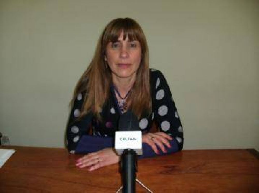 Sueldos docentes: piden descentralizar para no generar atrasos