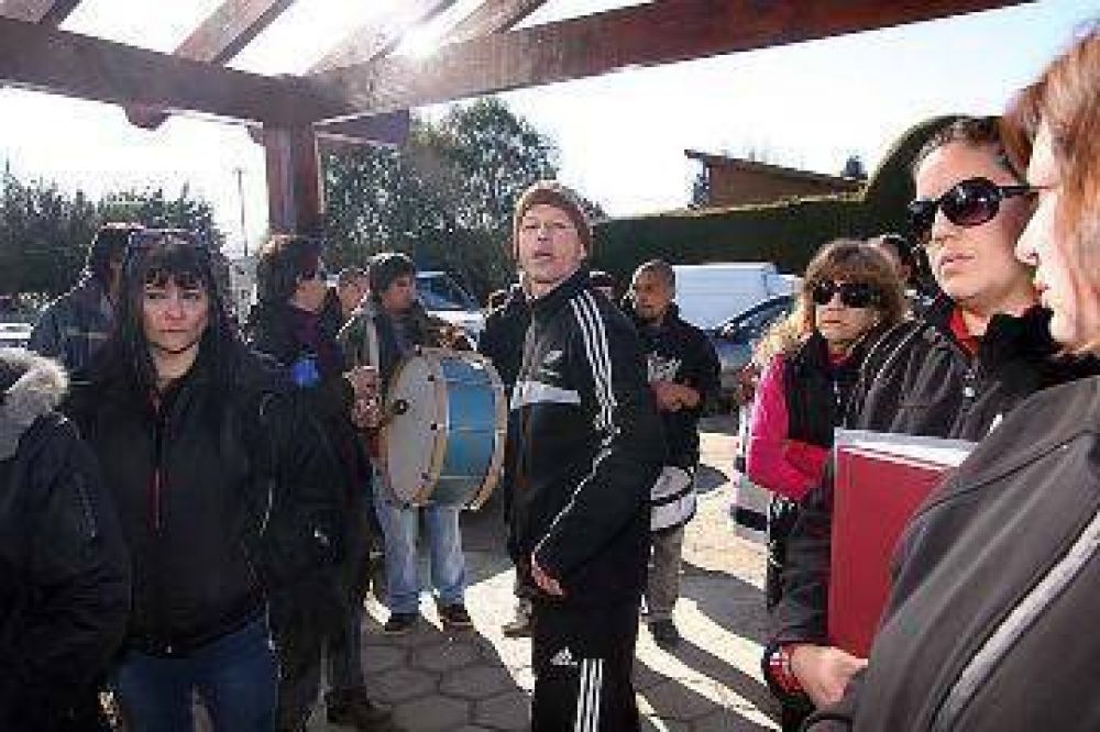 Bajo presi�n, Dina Huapi logr� mejoras para salud