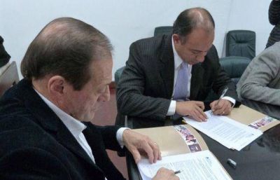 El Ministerio de Educaci�n firm� convenios con la UNSa para la innovaci�n tecnol�gica