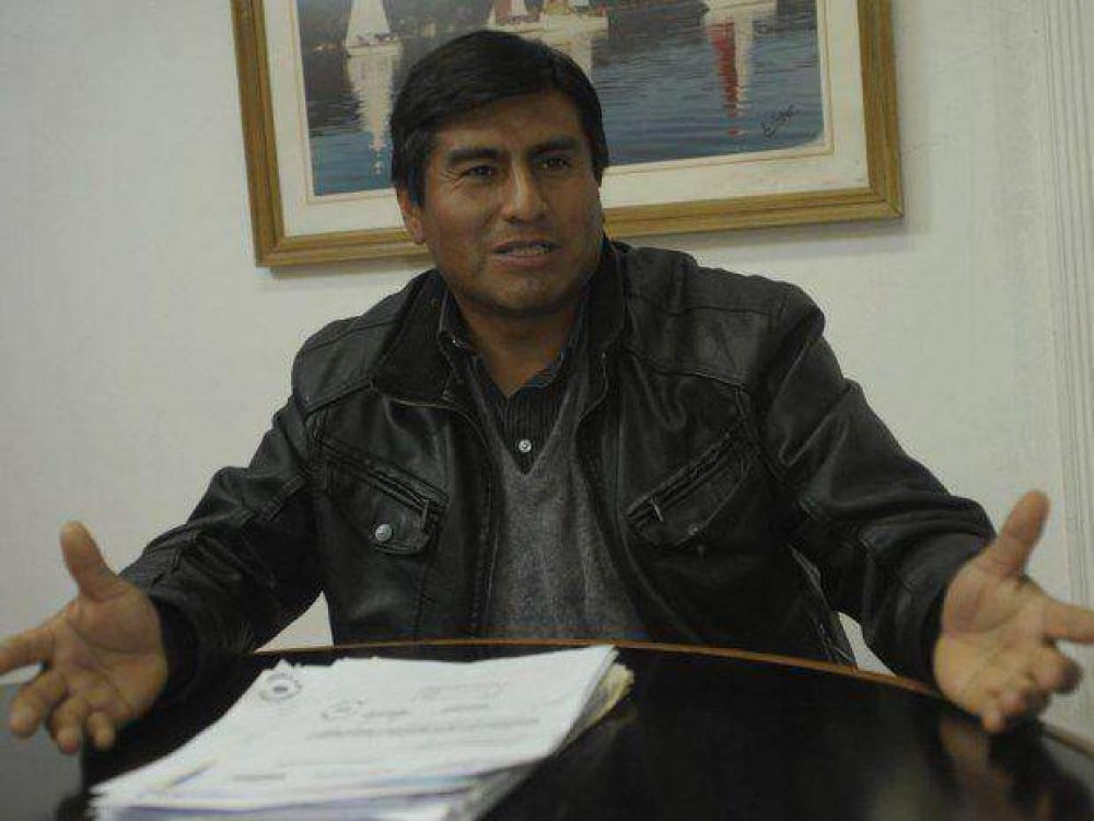 Denuncian que en Vaqueros el municipio vende el agua