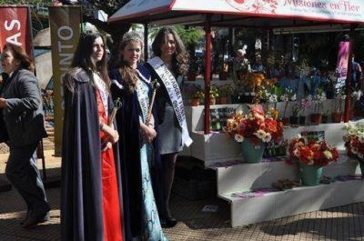 Pretenden brindar un espect�culo "ejemplar" en la 23� Fiesta nacional de la Orqu�dea y 30� provincial de la Flor