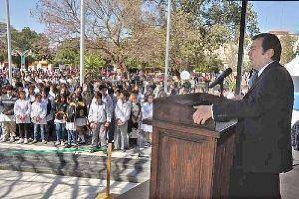 "Sue�o con una provincia que produzca m�s, industrializada y con ciudades que sean pujantes"