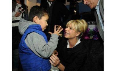 Karina Rabollini llega a Pilar para entregar subsidios a entidades