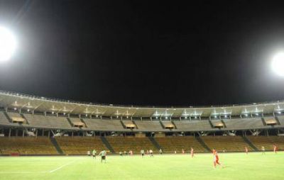 Pe�arol y Las Palmas jugar�n en el Kempes, con entradas populares