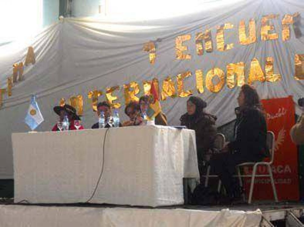 Sensibilizan sobre los derechos de la mujer