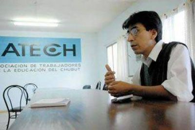 POR LOS 22 D�AS DE ASAMBLEA, HUBO DESCUENTOS A 717 DOCENTES POR 3,7 MILLONES DE PESOS