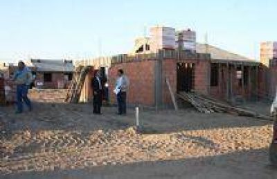 En Campo Quijano la Provincia invertir� m�s de $2 millones para viviendas