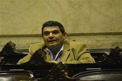 Olmedo respondi� a las acusaciones de alianza con sector k: "Ir a trabajar no es traicionar a la Patria"