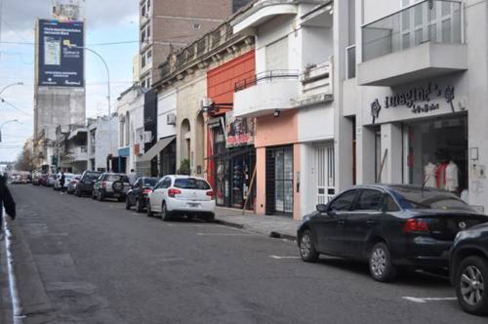 Aniversario mariano: alta demanda hotelera y dispar actividad comercial