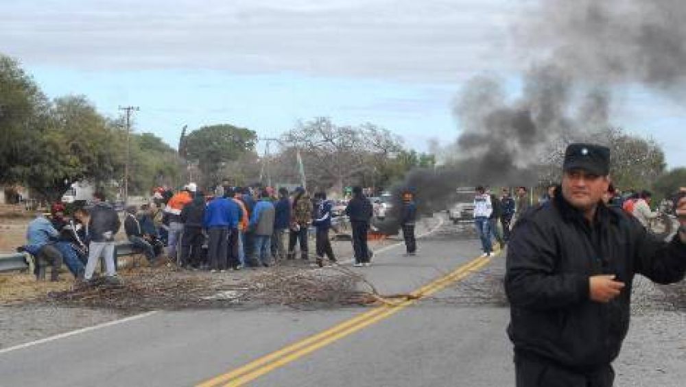 Municipales exigen una soluci�n al conflicto salarial