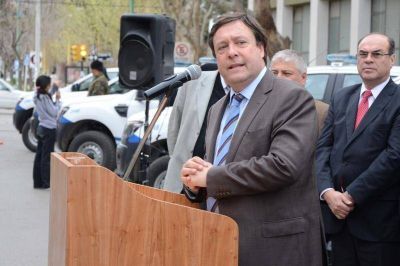 Weretilneck dijo que las licencias docentes son falsas