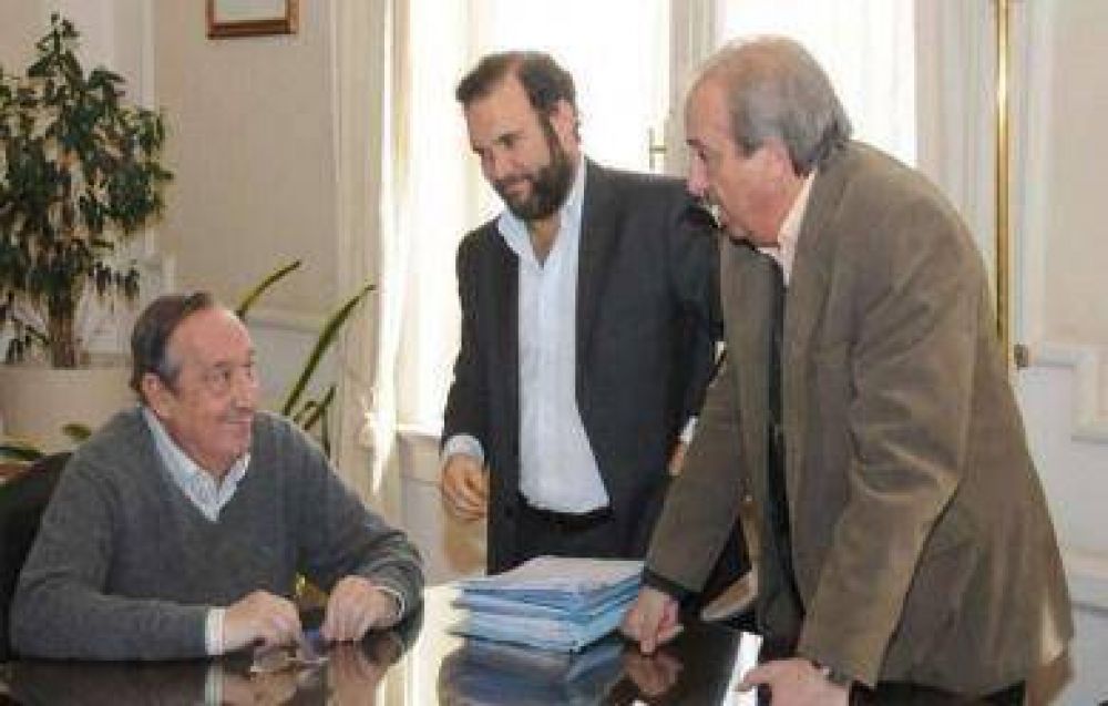 En tres semanas arrancar�a la construcci�n de cord�n cuneta en 14 cuadras de La Movediza