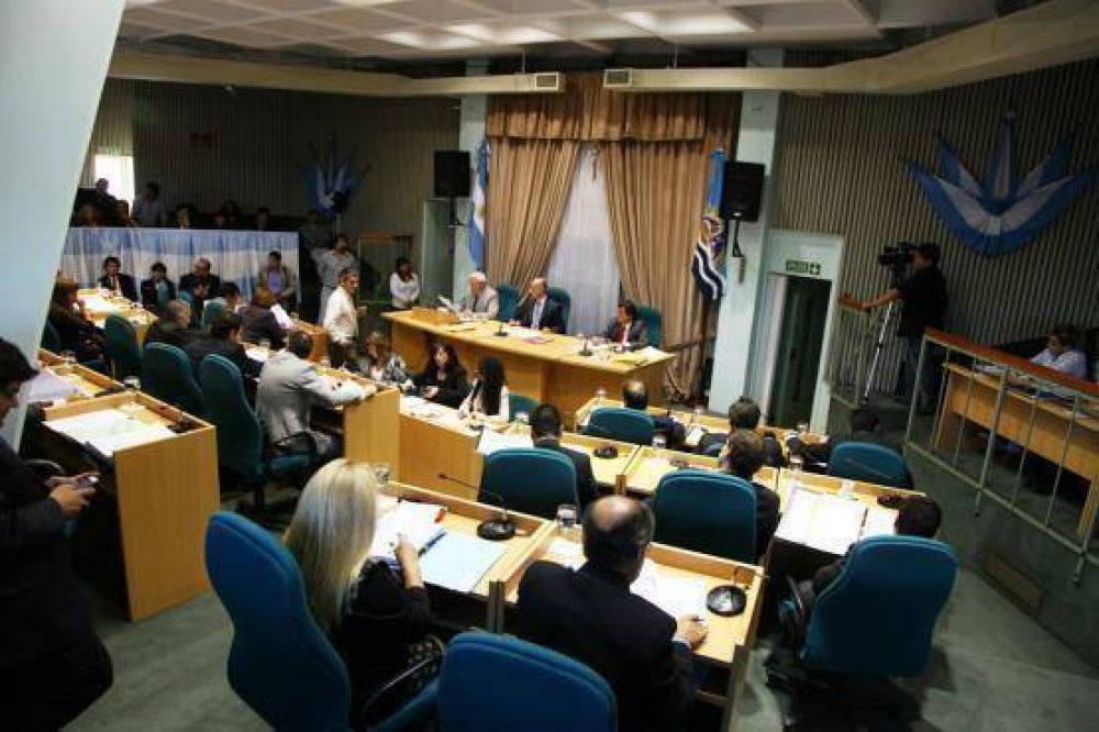 Diputados del FPV presentaron proyecto para disminuir la tarifa el�ctrica