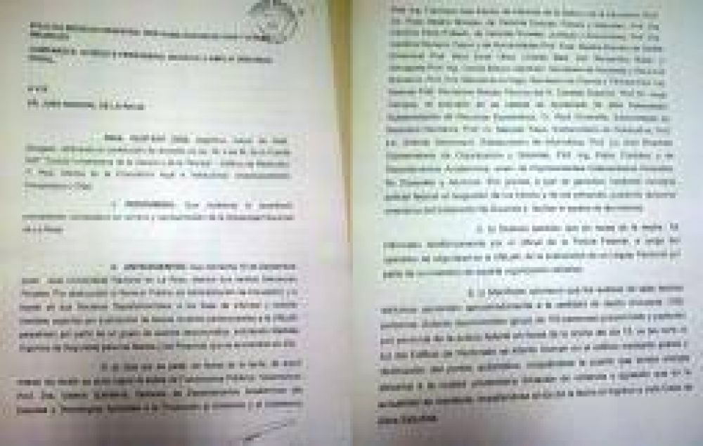 UNLaR. El tellismo tild� de �terrorista� a la asamblea universitaria