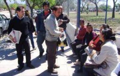 Galv�n apuesta al voto del empleado p�blico para renovar su banca