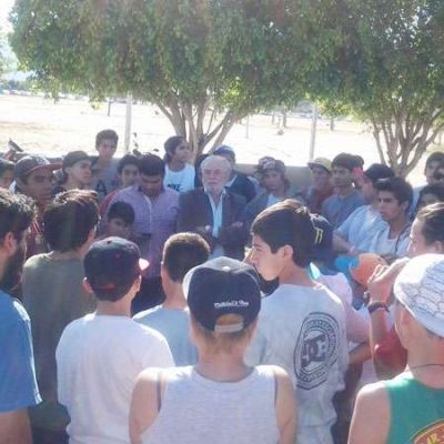 Basso prometi� la construcci�n de una pista de skate en el predio ferial