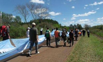 La Marcha por la vida se acerca a Posadas, hoy llegan a Santa Ana