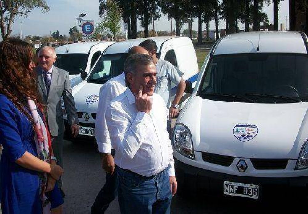 Denuncian ataque a Rabolini en Malvinas Argentinas y Cariglino dijo que �son un invento�