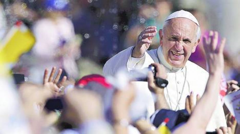 Francisco, duro con los que buscan la �privatizaci�n� de la Iglesia�