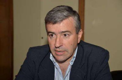 El Concejal Car�s present� dos nuevos proyectos