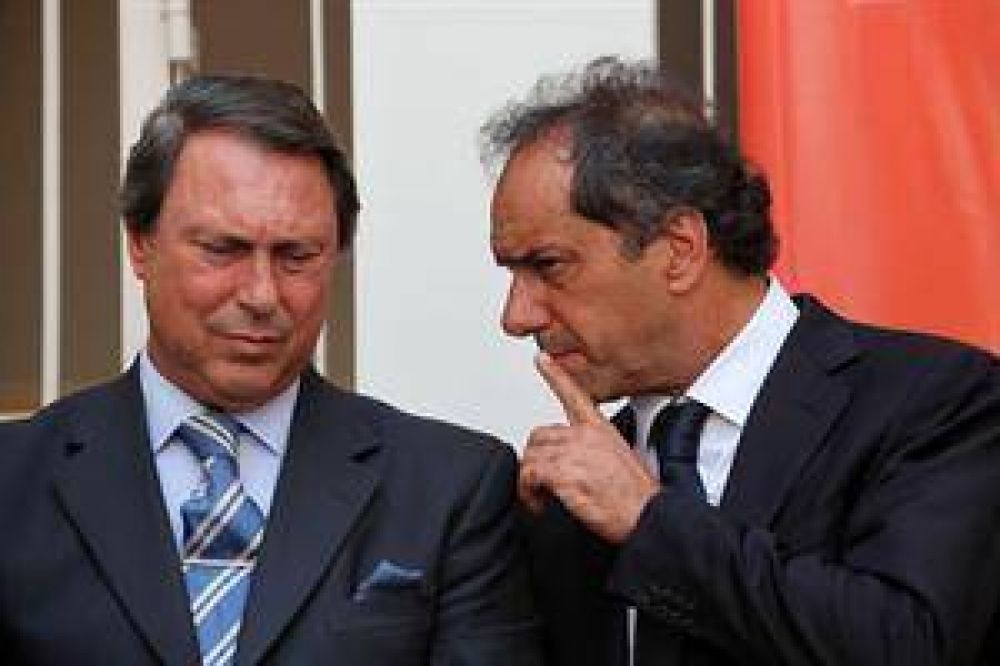 Daniel Scioli promulg� la ley que habilita los juicios por jurados